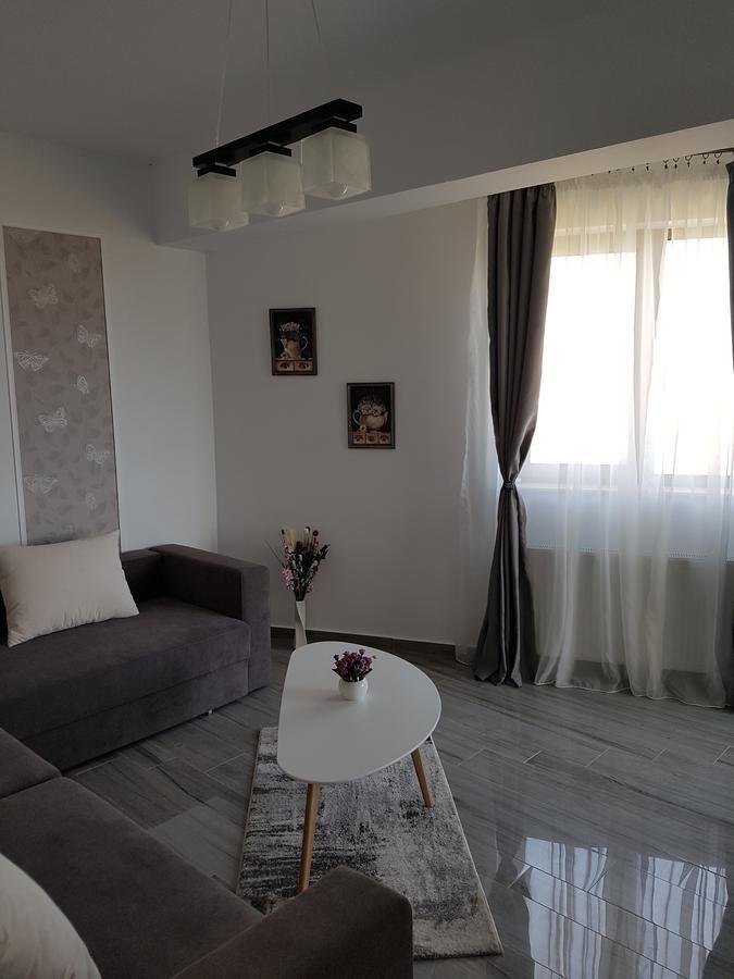 Frontal View By Twin Residence Mamaia Eksteriør bilde