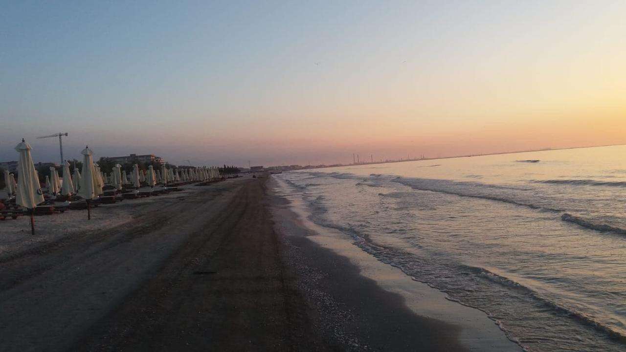 Frontal View By Twin Residence Mamaia Eksteriør bilde